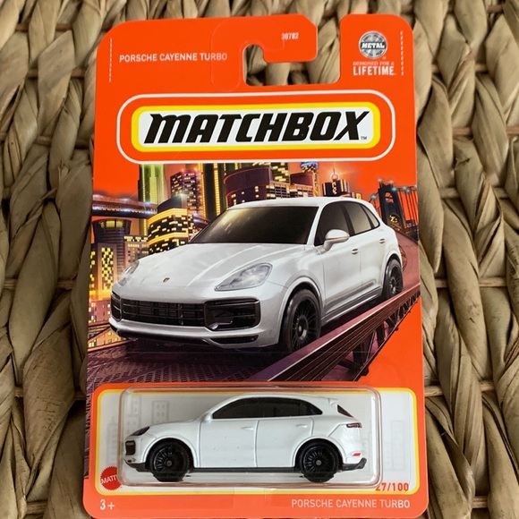 Porsche Cayenne Turbo SUV Matchbox MB1305 MBX 2024 Car PorscheCayenne Truck New - Picture 6 of 6